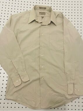 Van Heusen Men's Long Sleeve Dress Shirt in Light Beige